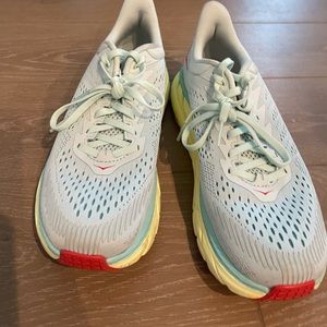 Hoka Clifton 7. Used 5 times, great condition